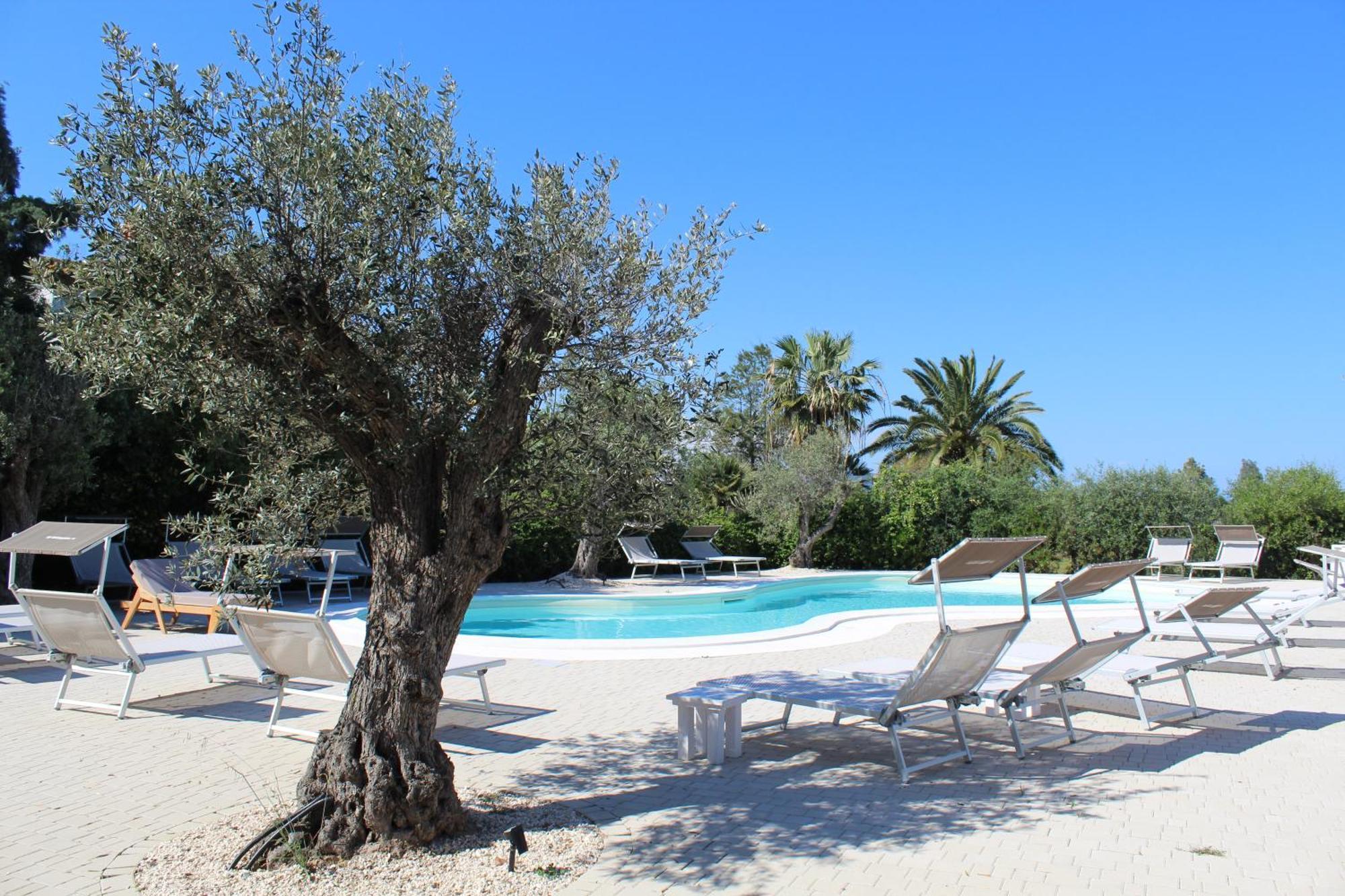 Noha Lifestyle Hotel - Adults Only Pula Exterior photo